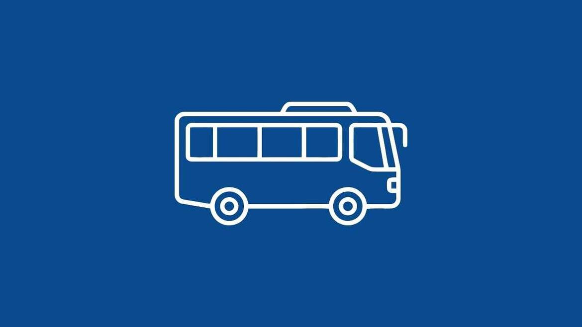 bus su sfondo blu